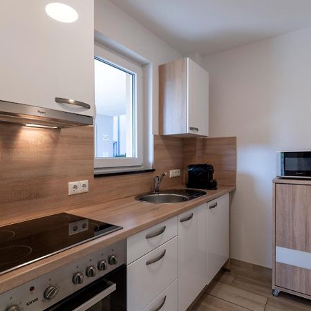 Gleuel Inn - Digital Hotel & Serviced Apartments & Boardinghouse Mit Voll Ausgestatteten Kuechen Хюрт Экстерьер фото
