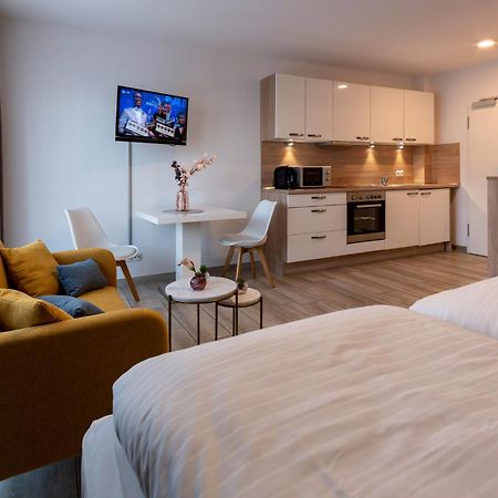Gleuel Inn - Digital Hotel & Serviced Apartments & Boardinghouse Mit Voll Ausgestatteten Kuechen Хюрт Экстерьер фото