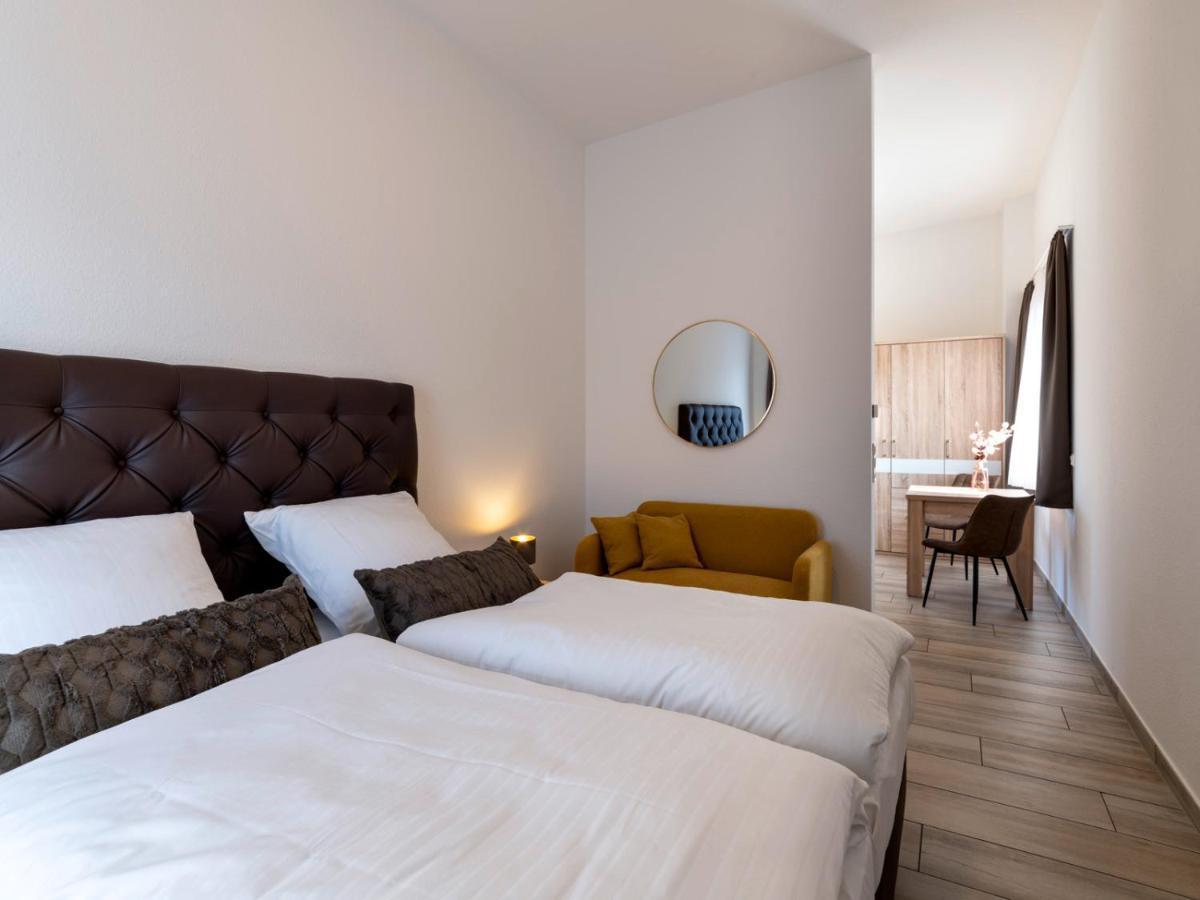 Gleuel Inn - Digital Hotel & Serviced Apartments & Boardinghouse Mit Voll Ausgestatteten Kuechen Хюрт Экстерьер фото